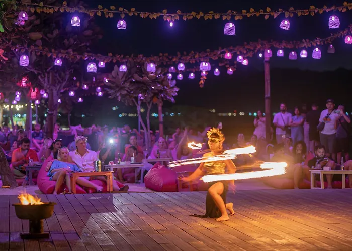 Pinkcoco Gili Trawangan - Constant Surprises - For Cool Adults Only